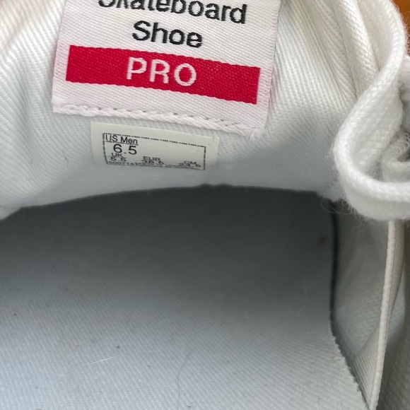 Vans Cream & White Pro Men’s Size 6.5 - Picture 3 of 9